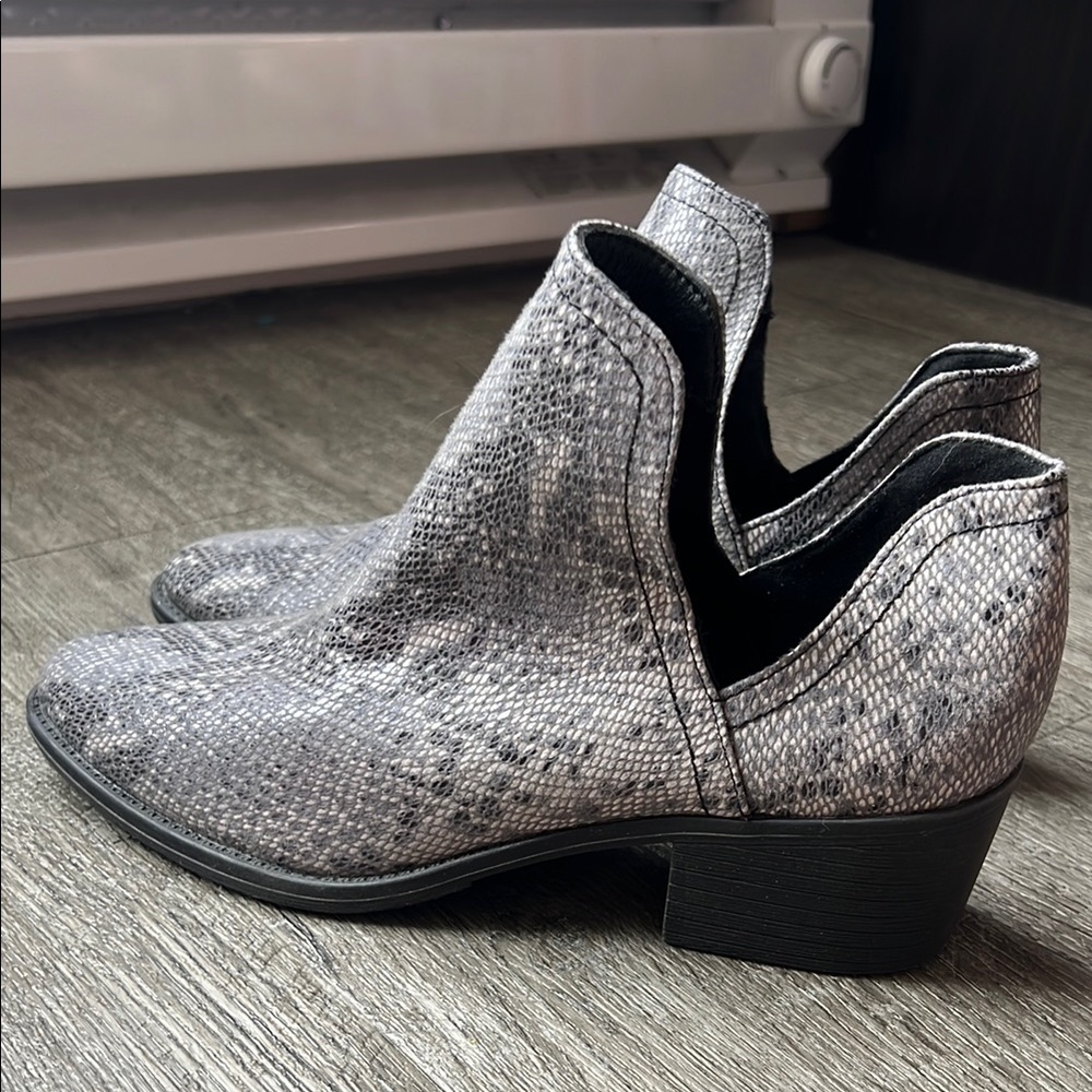 Volatile Booties
